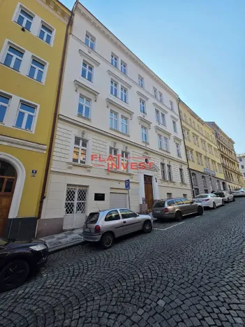 Pronájem bytu 2+kk, Praha - Žižkov, Milíčova, 37 m2