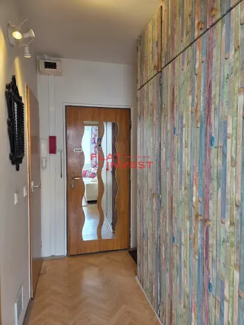 Pronájem bytu 1+1, Praha - Kobylisy, Akátová, 33 m2