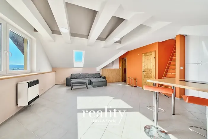 Pronájem bytu 1+kk, Znojmo, Mašovická, 40 m2