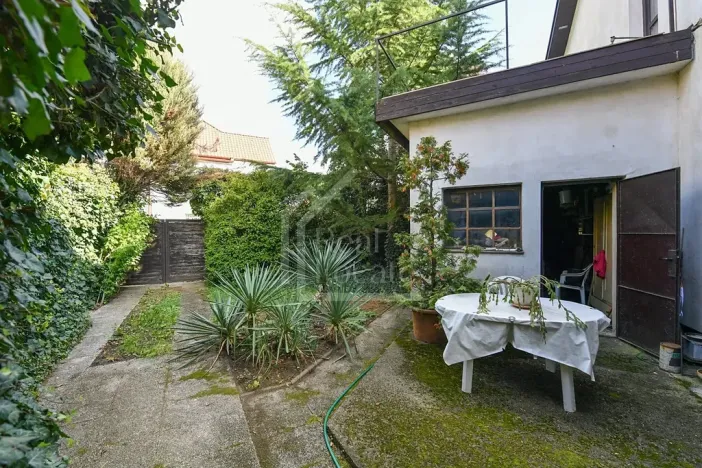 Prodej rodinného domu, Zeleneč, Husova, 162 m2