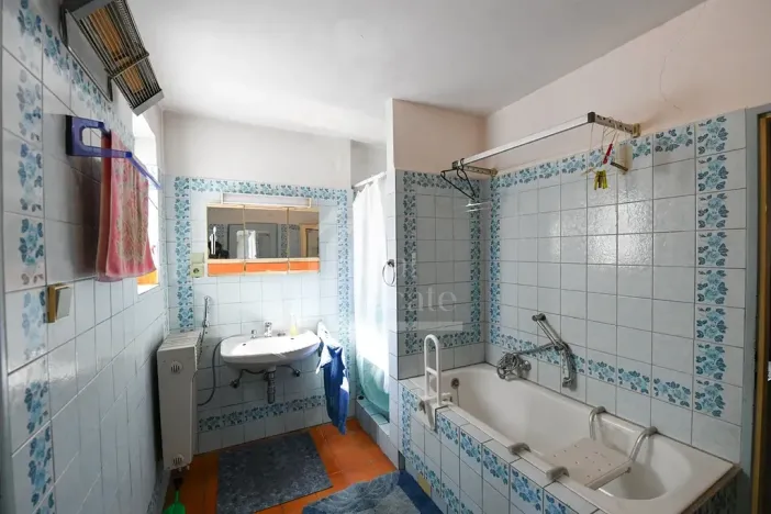 Prodej rodinného domu, Zeleneč, Husova, 162 m2