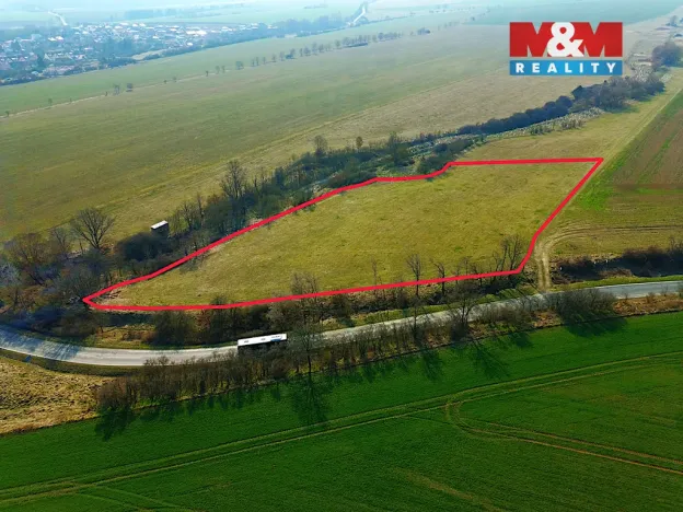 Prodej pole, Kladruby, 18948 m2