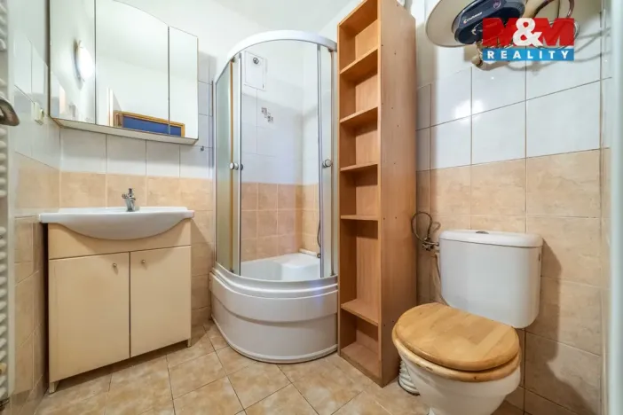 Prodej bytu 1+kk, Vráž, 41 m2