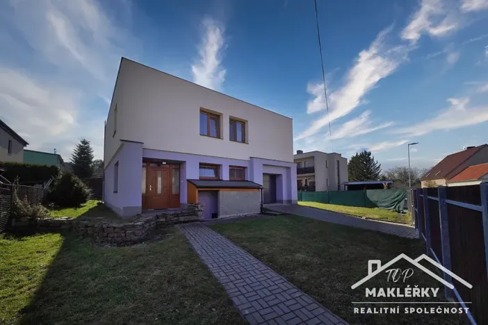 Prodej rodinného domu, Zásmuky, Sladkovského, 186 m2