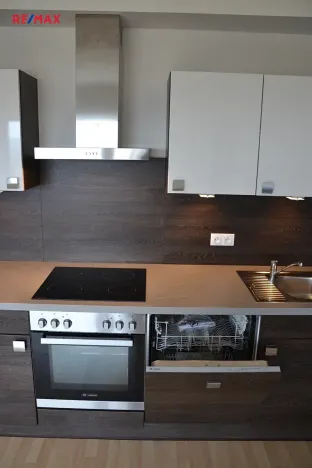 Pronájem bytu 1+kk, Plzeň, Štefánikova, 32 m2