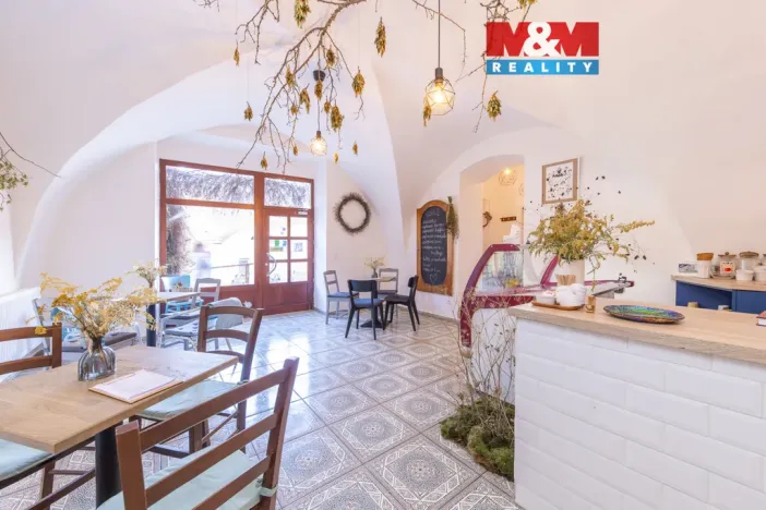 Prodej restaurace, Nedvědice, 96 m2