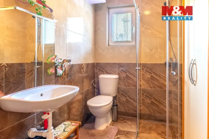 Prodej rodinného domu, Loučovice, 210 m2