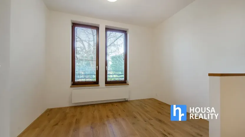 Pronájem bytu 2+kk, Praha - Nusle, Lumírova, 56 m2