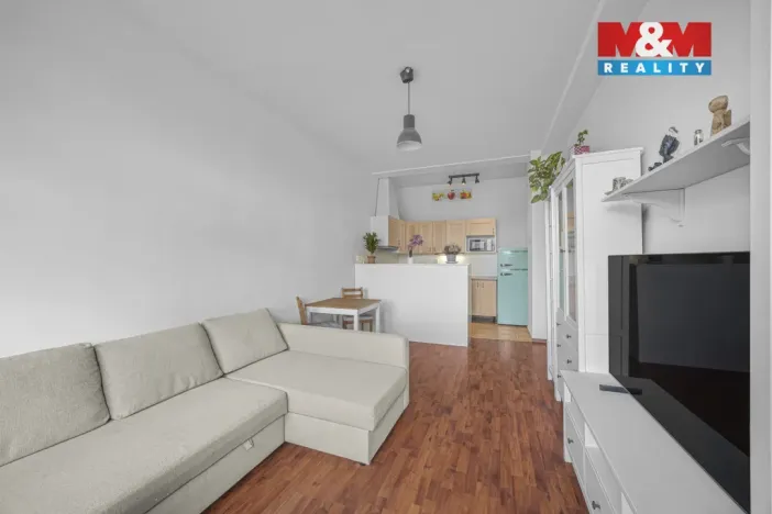 Prodej bytu 3+kk, Milovice - Mladá, Slepá, 67 m2
