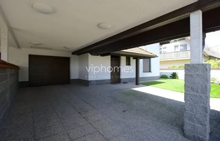 Pronájem rodinného domu, Horoměřice, 280 m2