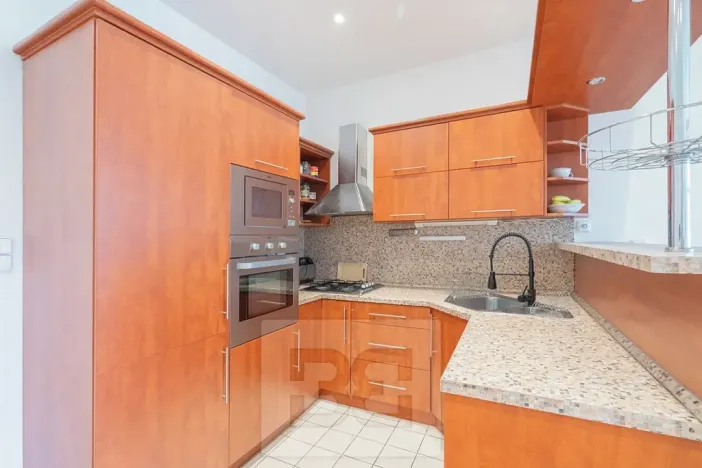 Pronájem bytu 2+kk, Praha - Karlín, Karlínské náměstí, 73 m2