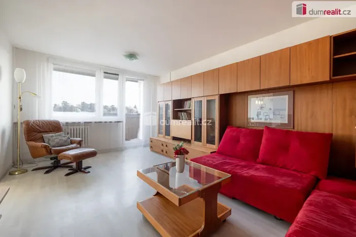 Prodej bytu 3+1, Praha - Řepy, Nevanova, 73 m2