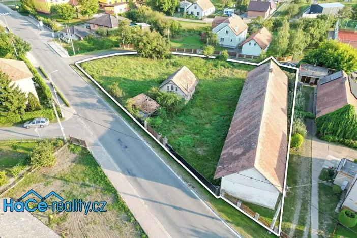 Prodej pozemku pro bydlení, Dolní Ředice, Holická, 2158 m2