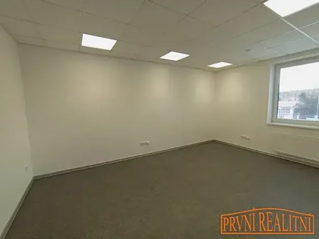Pronájem kanceláře, Uherský Brod, Vazová, 15 m2