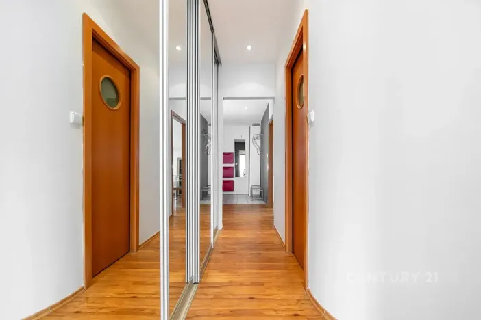 Prodej bytu 3+1, Praha - Hlubočepy, Renoirova, 74 m2