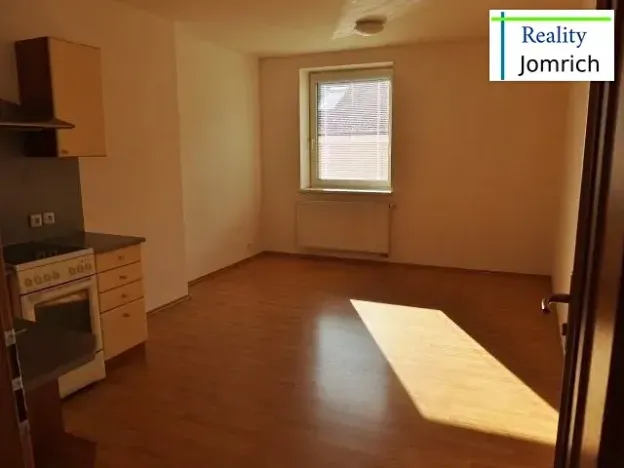 Pronájem bytu 2+kk, Jablonec nad Nisou, Dvorská, 50 m2