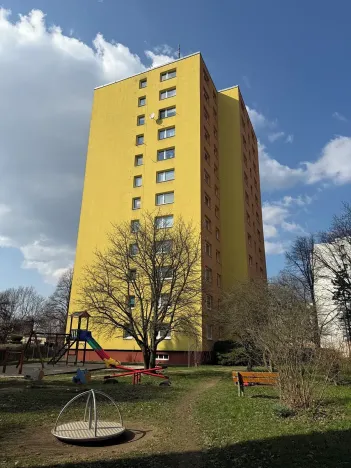 Pronájem bytu 1+1, Liberec, Bezová, 39 m2