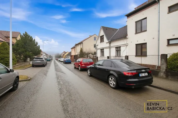 Prodej pozemku, Tišnov, Družstevní, 357 m2