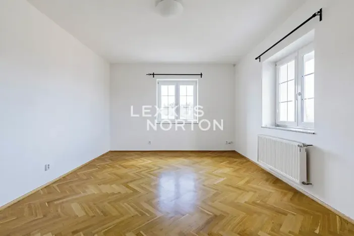 Pronájem vily, Průhonice, U Komárova, 610 m2