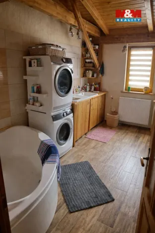 Prodej rodinného domu, Blatno - Mezihoří, 300 m2