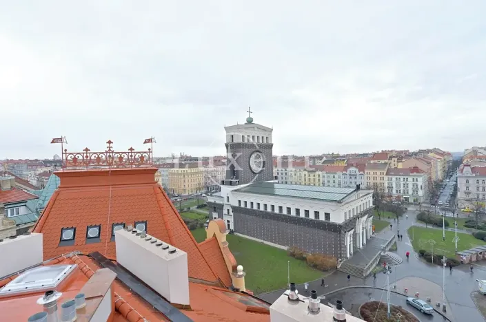 Pronájem bytu 2+kk, Praha - Vinohrady, náměstí Jiřího z Poděbrad, 60 m2