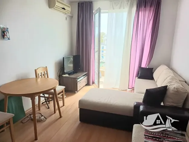Prodej bytu 2+kk, Nesebar, Bulharsko, 56 m2