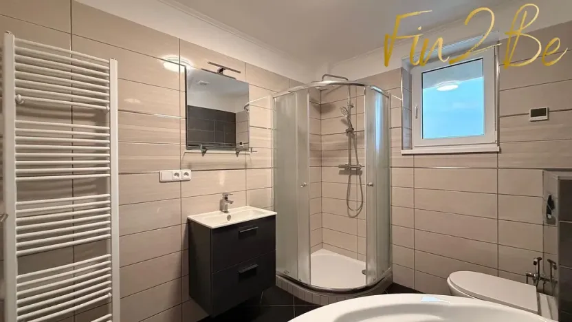 Pronájem rodinného domu, Praha, 105 m2