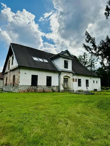 Prodej rodinného domu, Střítež, 425 m2