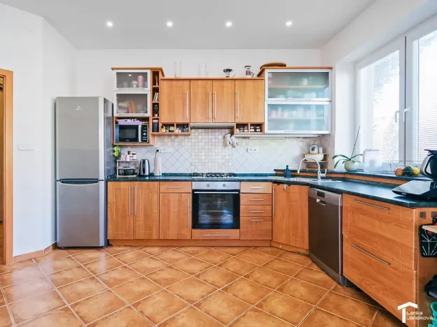 Prodej rodinného domu, Pardubice - Doubravice, 390 m2