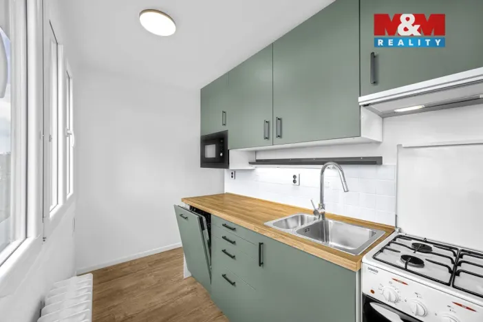 Pronájem bytu 3+1, Hradec Králové - Slezské Předměstí, Severní, 62 m2