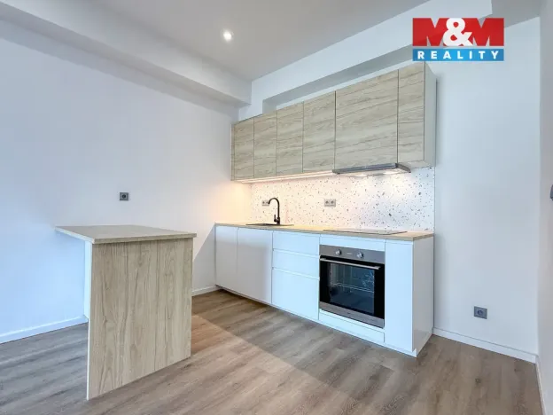 Pronájem bytu 2+kk, Nymburk, Dlouhá třída, 48 m2