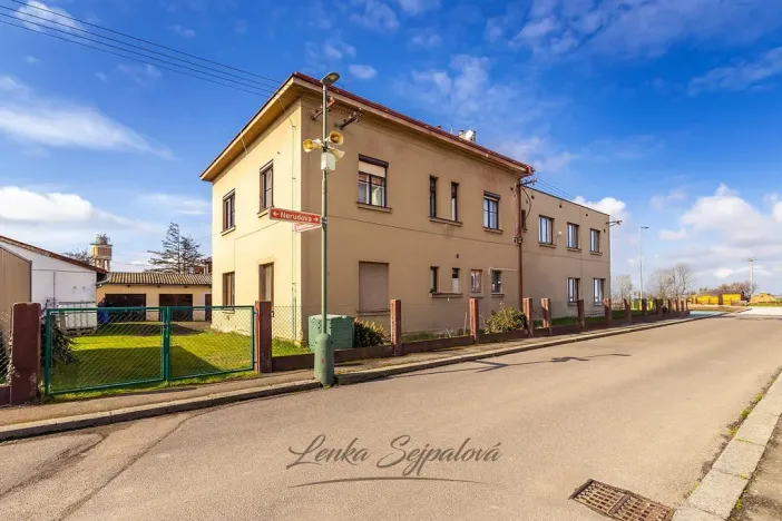 Prodej bytu 2+1, Chrast, Jiráskova, 62 m2