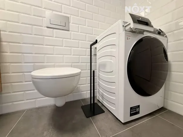 Pronájem bytu 1+kk, Praha - Vysočany, Kolbenova, 38 m2