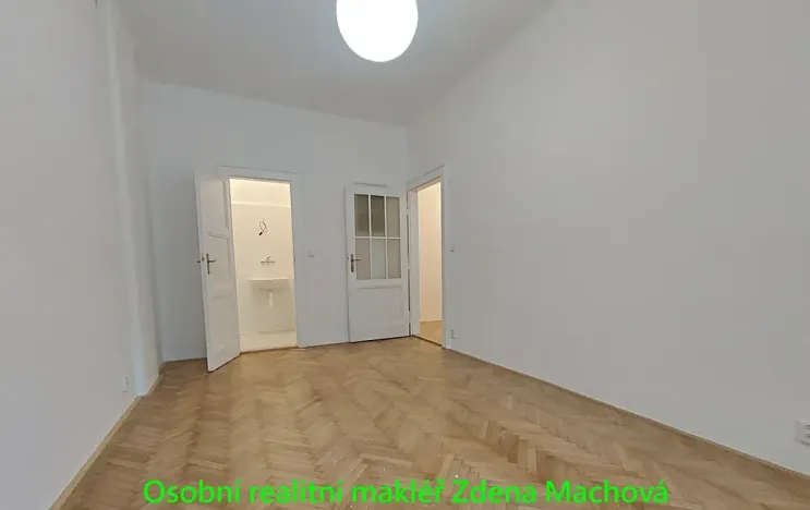 Pronájem bytu 2+kk, Praha - Žižkov, Hartigova, 43 m2