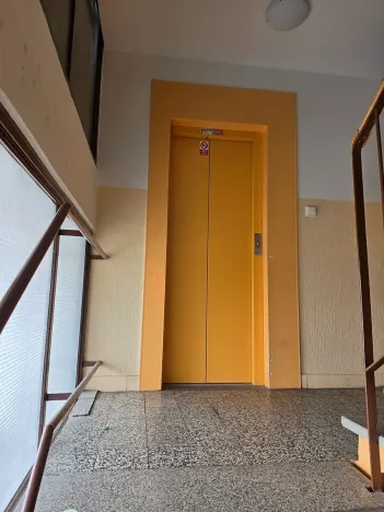 Prodej bytu 3+1, Hradec Králové, Vachkova, 63 m2