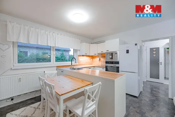 Prodej bytu 2+kk, Líšnice, 40 m2