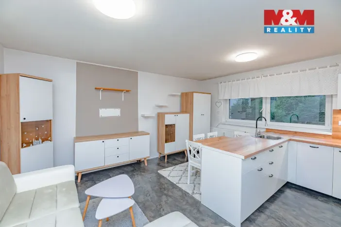 Prodej bytu 2+kk, Líšnice, 40 m2