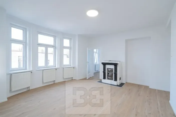 Pronájem bytu 3+1, Praha - Libeň, Na stráži, 110 m2