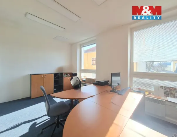 Prodej kanceláře, Ostrava - Moravská Ostrava, Janáčkova, 1100 m2