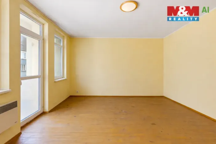 Prodej obchodního prostoru, Louny, Husova, 744 m2