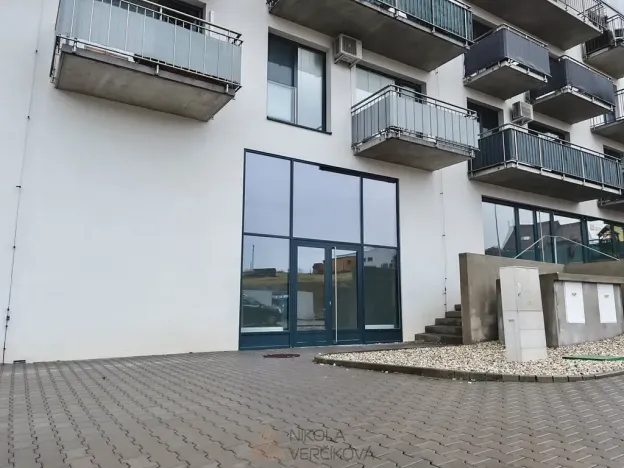 Pronájem obchodního prostoru, Rajhrad, Masarykova, 53 m2