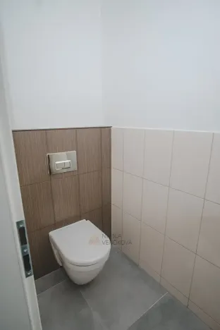 Pronájem obchodního prostoru, Rajhrad, Masarykova, 53 m2