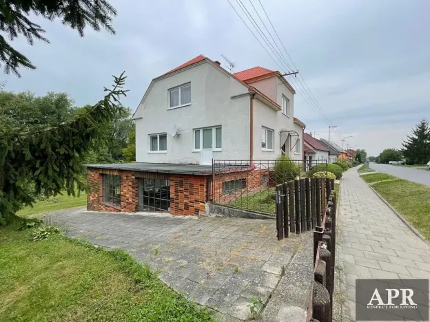 Prodej rodinného domu, Horní Němčí, 234 m2