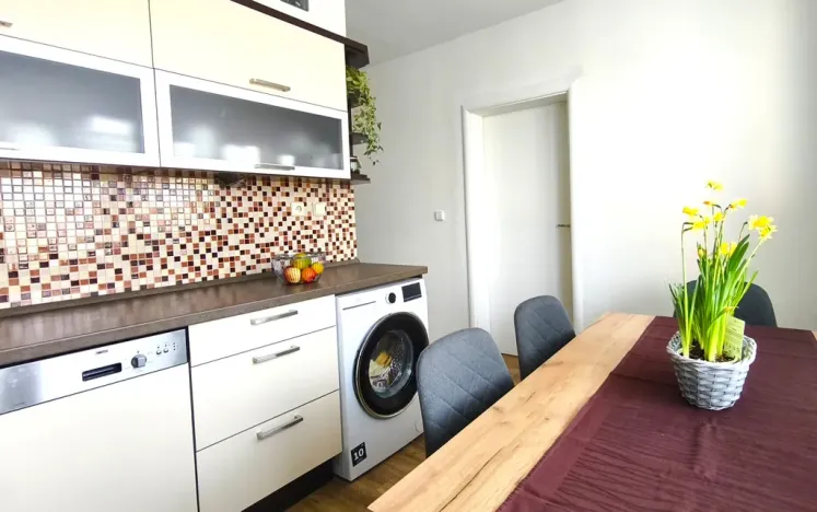 Prodej bytu 3+1, Ostrava - Výškovice, Břustkova, 70 m2