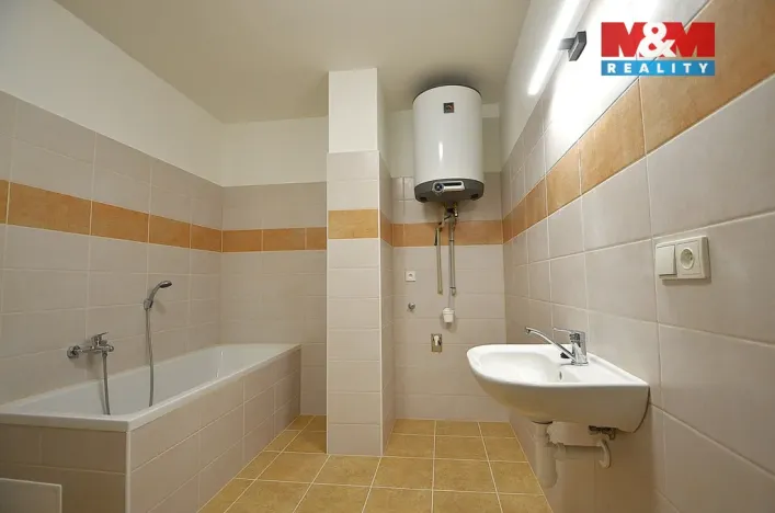 Pronájem bytu 2+kk, Vlčice, 56 m2