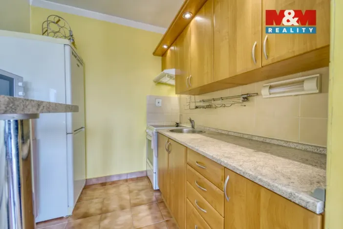 Prodej bytu 2+kk, Žebrák, Sídliště, 39 m2