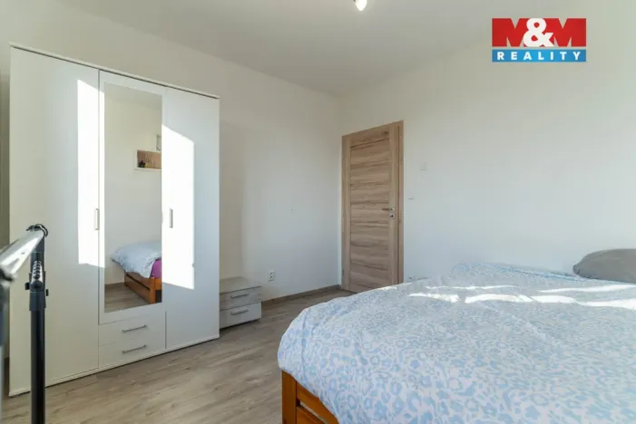 Prodej rodinného domu, Okrouhlá, 222 m2