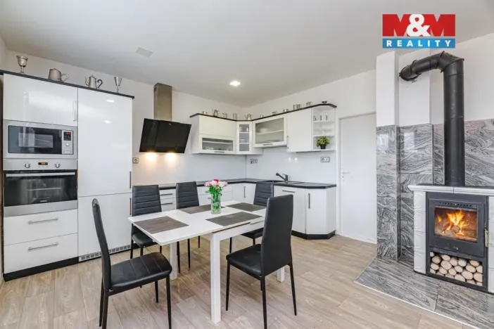 Prodej rodinného domu, Ostřetín, 160 m2