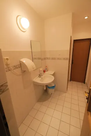 Pronájem kanceláře, Uherský Brod, Bří Lužů, 27 m2