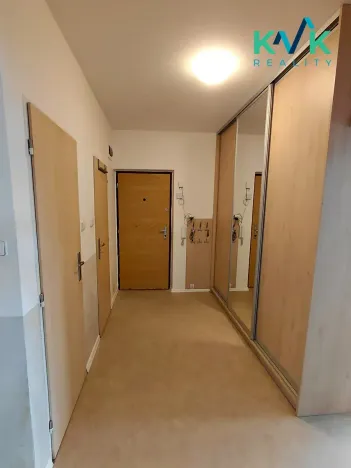 Prodej bytu 3+1, Loket, Sportovní, 70 m2